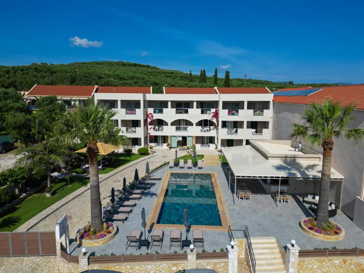 Remezzo Studios & Apartments Amoudi Exteriér fotografie