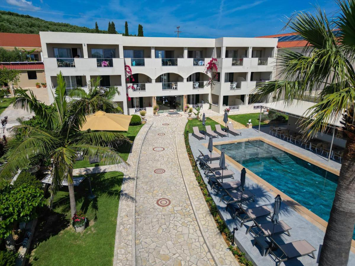 Remezzo Studios & Apartments Amoudi Exteriér fotografie