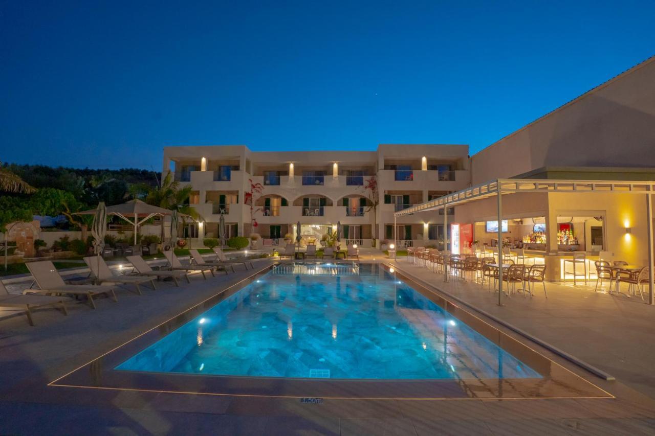 Remezzo Studios & Apartments Amoudi Exteriér fotografie