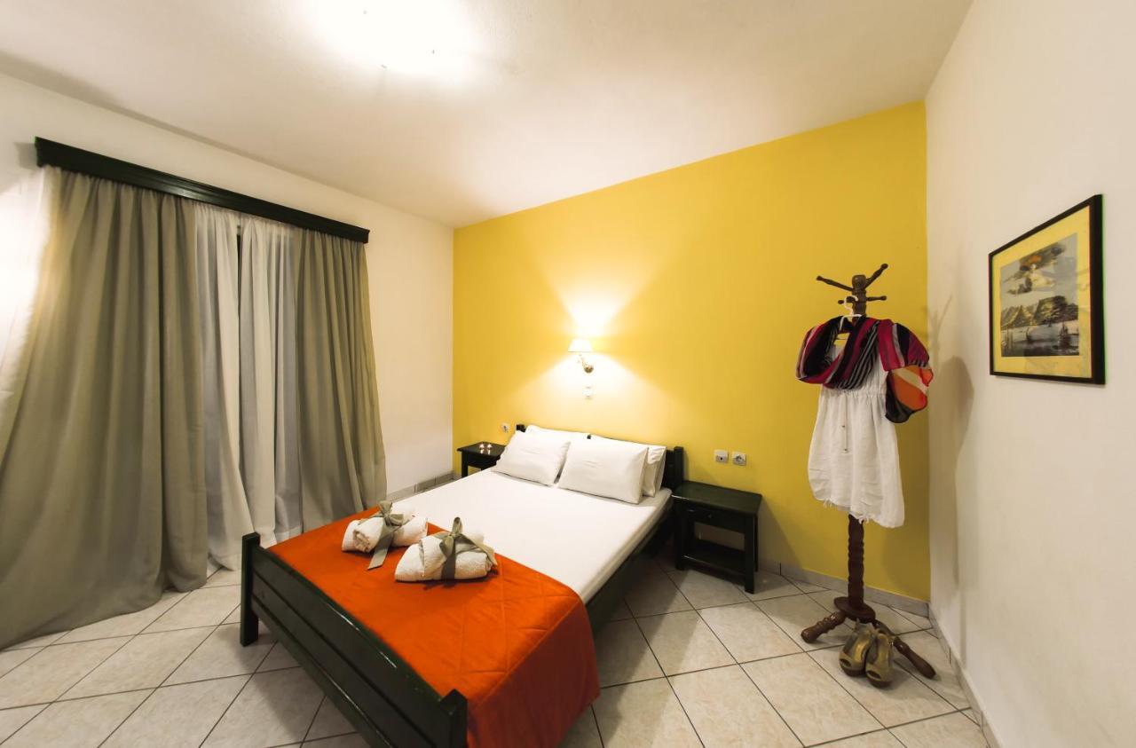 Remezzo Studios & Apartments Amoudi Exteriér fotografie