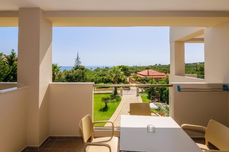 Remezzo Studios & Apartments Amoudi Exteriér fotografie